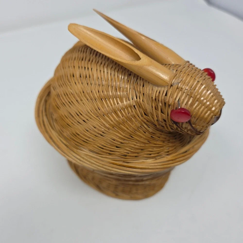 Unbranded Woven Bunny Rabbit Basket Natural Tan Red Eyes Bamboo Ears Decor